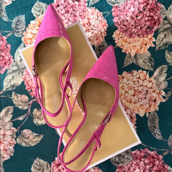 Michael Kors Vibrant Pink Slingback Heels - Picture 4 of 5